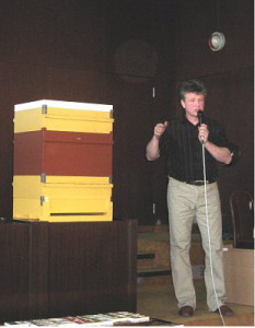 Včelařská akademie